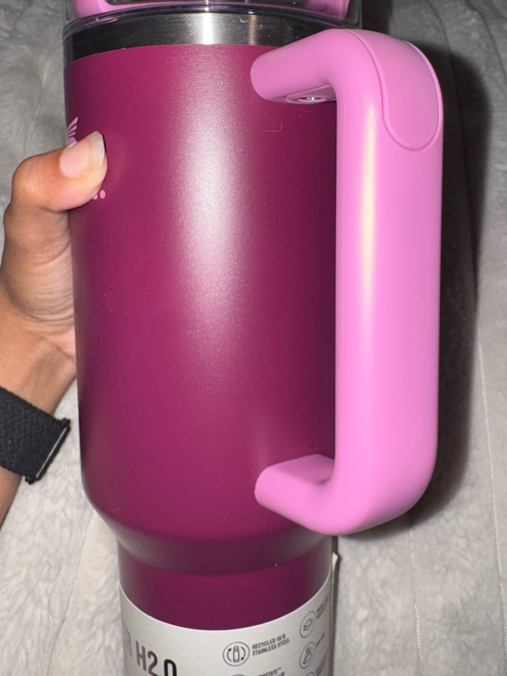 Stanley Quencher H2.0 Tumbler - Rose Bouquet - Picture 5 of 11